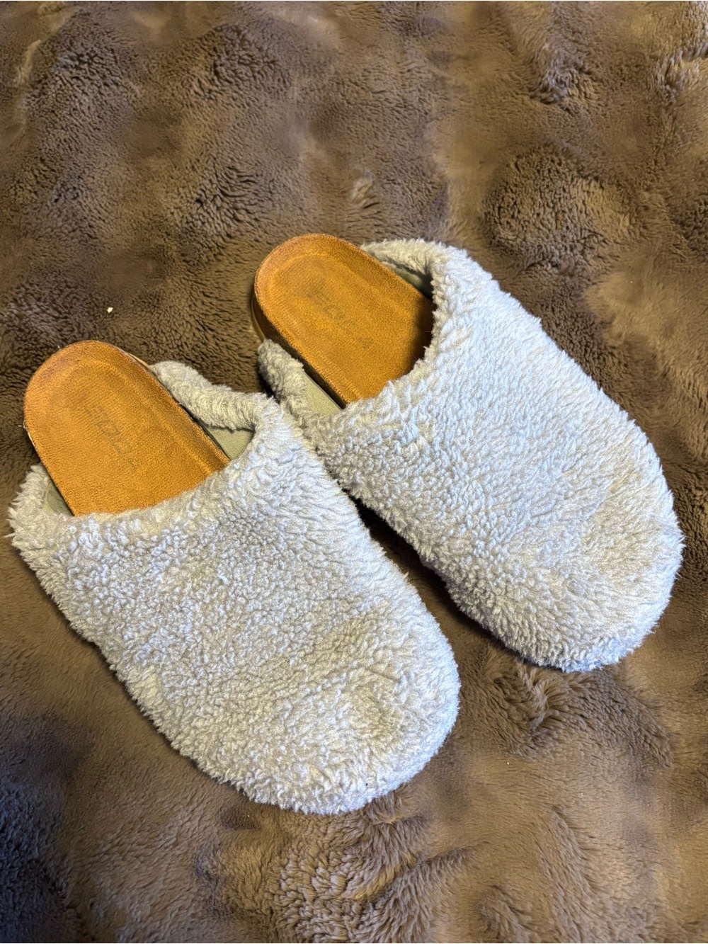 Soda, grey sherpa slip on shoes/slippers